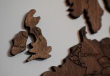 Keep calm and carry on floorlaying