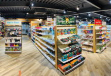 UltraFloor is ‘man’s best friend’ at pet store